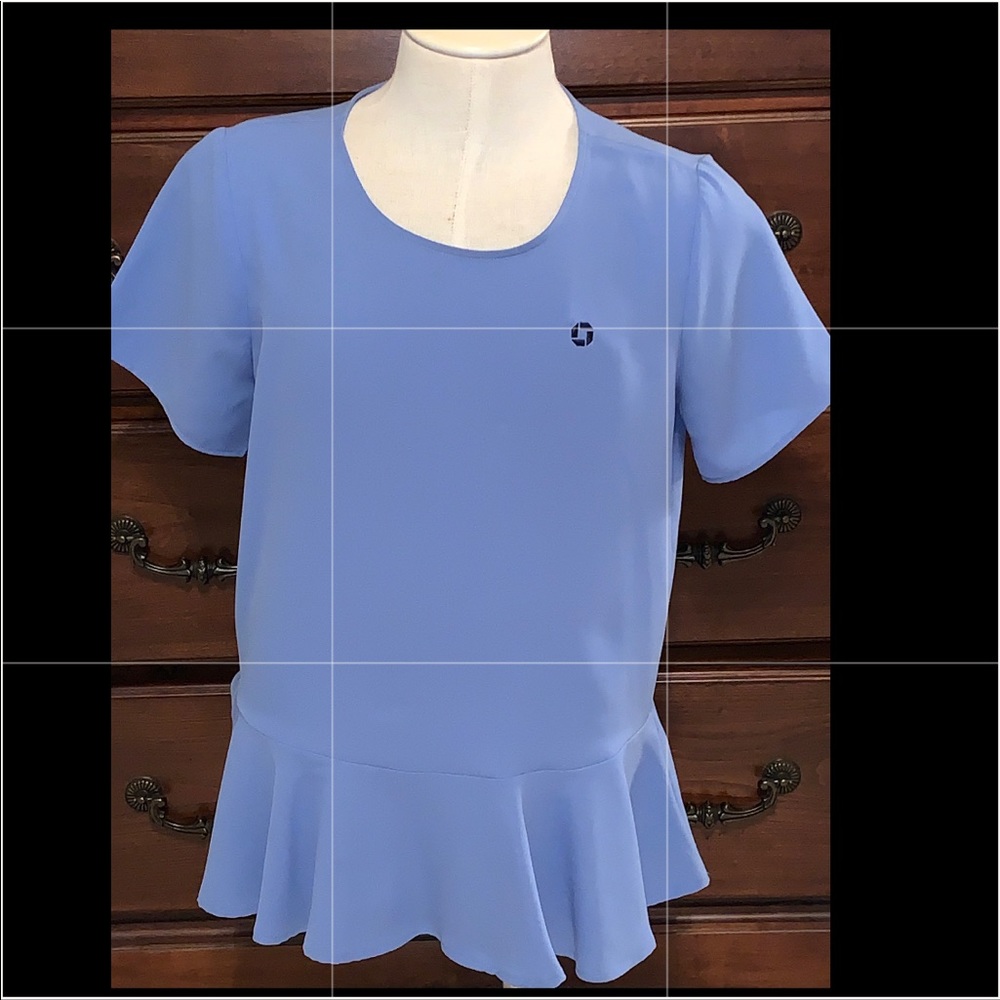 Blouse Twin Hill light blue with Chase octagon